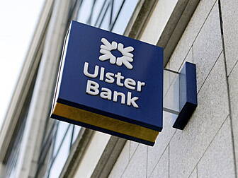 Half of bank workers witness e...